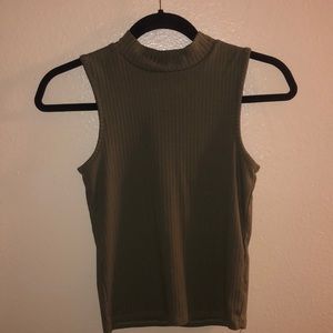 Green Short Sleeve Semi Turtleneck